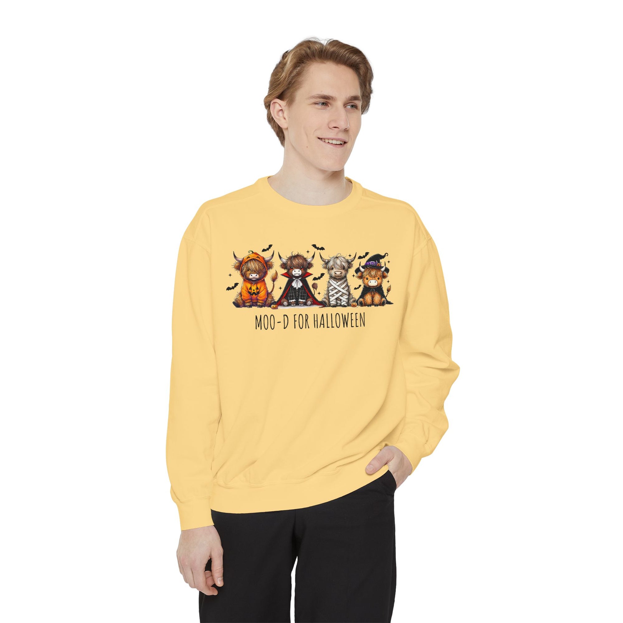 Halloween-Themed Garment-Dyed Unisex Sweatshirt, Cozy Fall Fashion, Cute Pet Designs, Perfect for Halloween Parties, Gift Idea